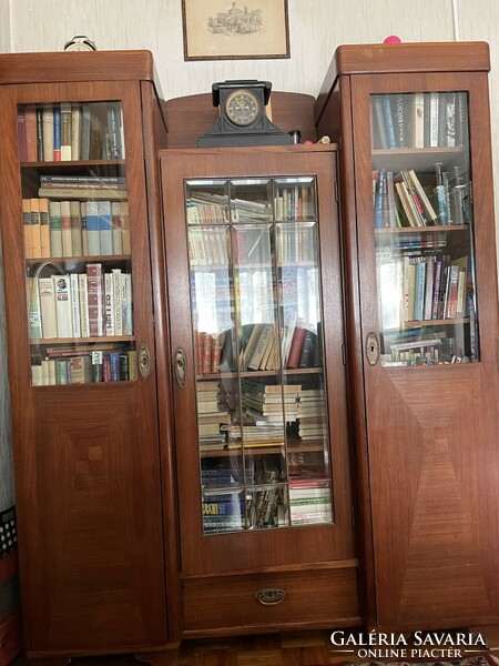 Bookcase with art deco style features, polished/faceted glass, xx. No. First half.