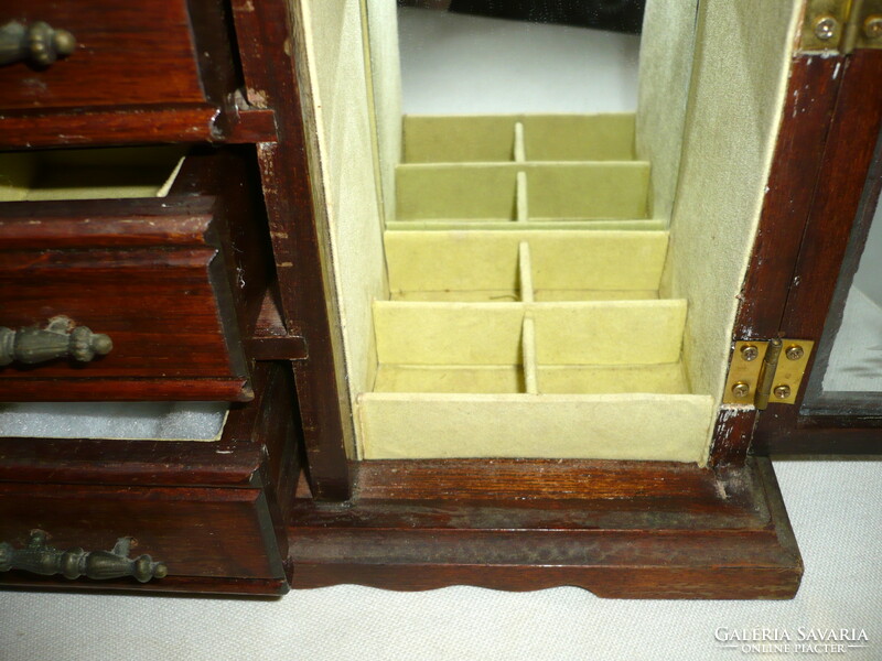 Old wooden display case for jewelry, with drawers, glass door, mirror, 17x21x10 cm.