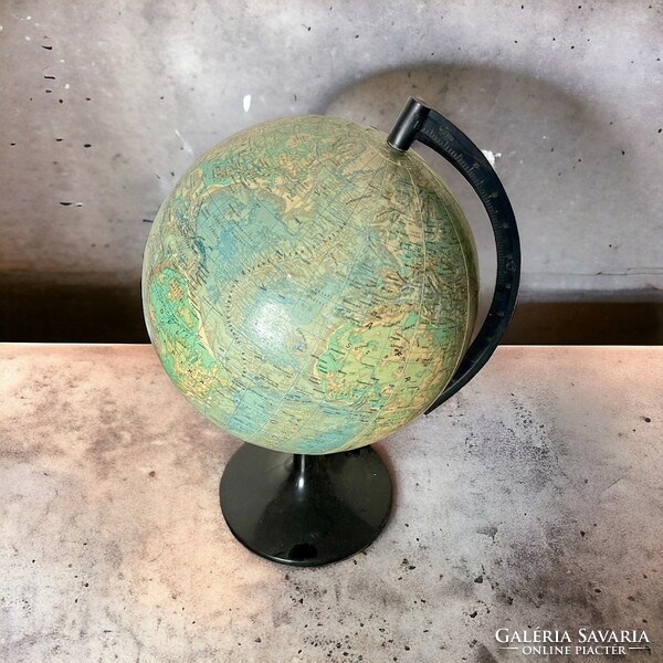 Retro, loft design globe