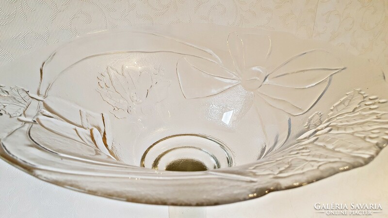 Large size, 31 cm. With a diameter, a wonderful, old glass bowl.