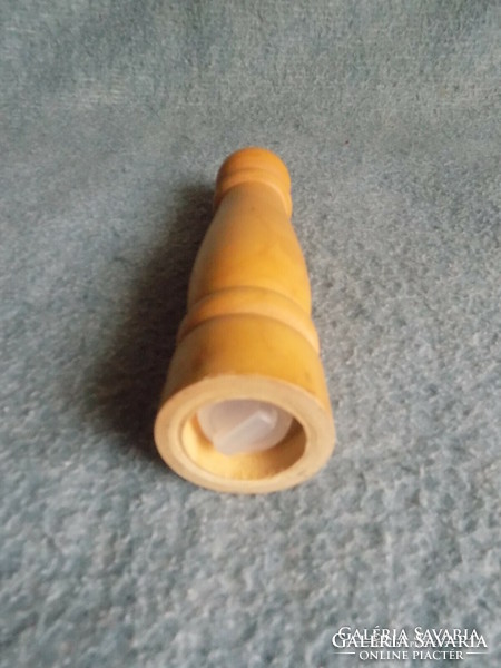 Wooden salt shaker, 20 cm high (12)
