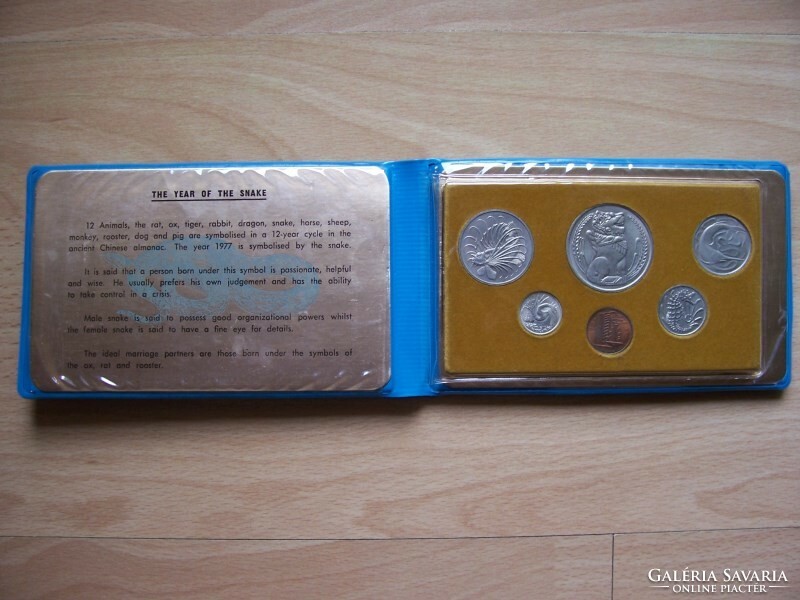 Singapore bu coin set 1977 - the year of the snake; in a soft, padded holder