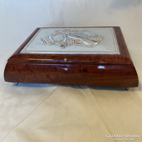 Jewelry box made of rosewood and silver