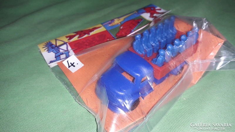 Retro traffic goods Hungarian small industry molded plastic military truck unopened package rare collectors 4