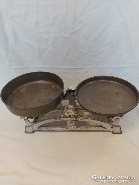 Antique kitchen scale with copper plate