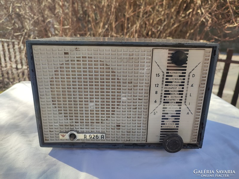 Videoton r 926a dahlia old radio