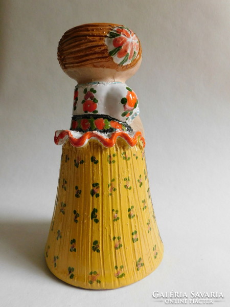 Molnár-Marton Kerámiaműhely - figurális váza: lány matyó népviseletben 23 cm