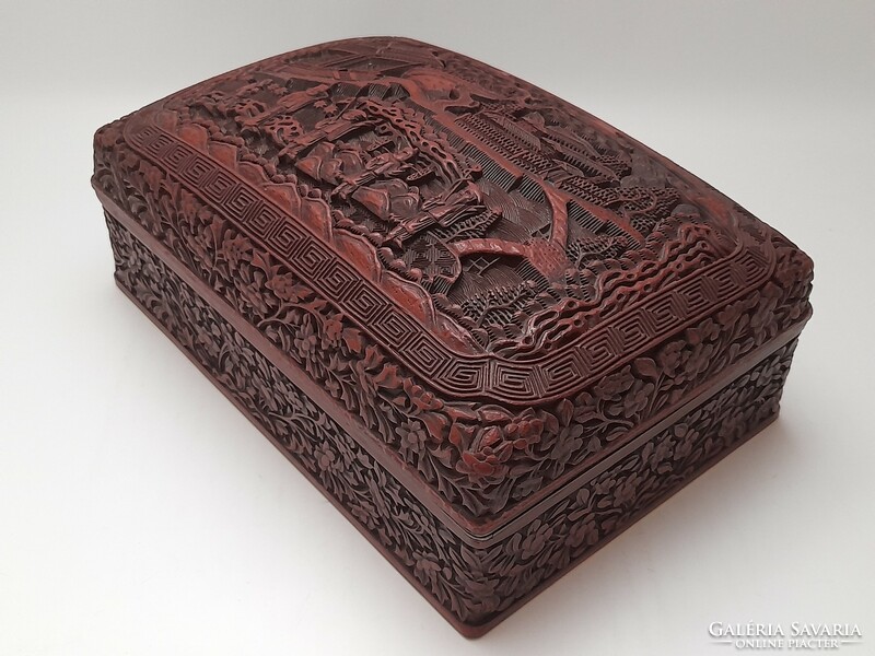 Régi, antik nagyméretű kínai cinóber, faragott lakk doboz, ékszertartó, 22,5 x 15,3 x 10 cm