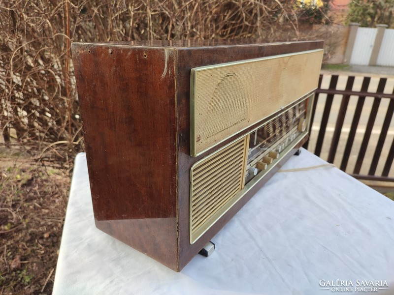 Videoton r 4900 melodyn old radio