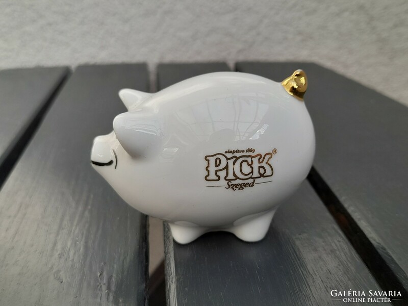 Ravenclaw porcelain pig