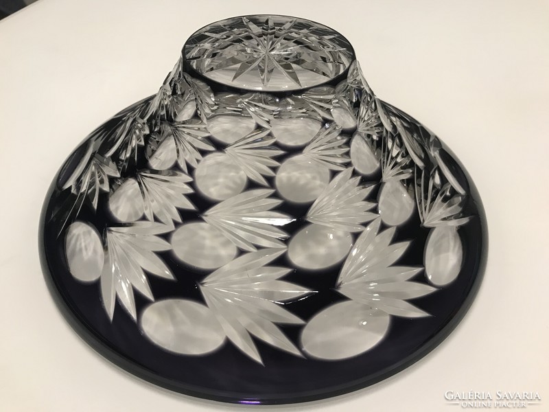 Old lip crystal bowl with deep purple and transparent layers, beautiful carving, diameter 27.5 cm