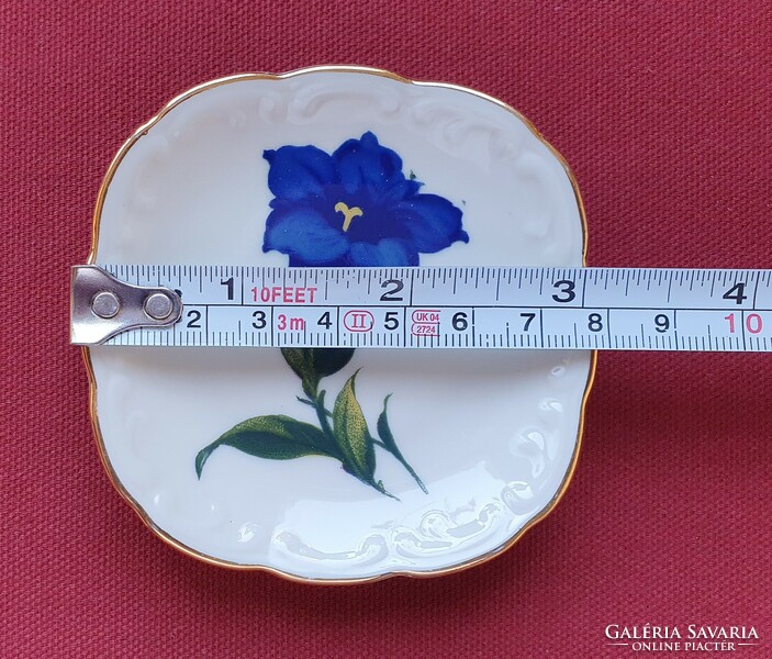 Porcelain bowl plate jewelry holder with bluebell flower pattern can be hung on the wall