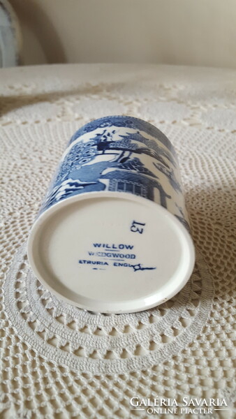 English Wedgwood willow pattern, porcelain mug