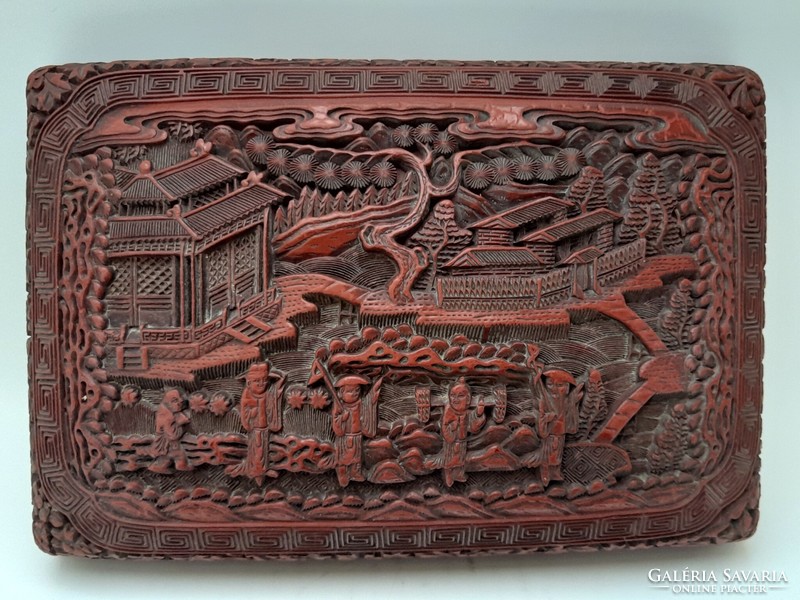 Old Antique Large Chinese Cinnabar Carved Lacquer Box Jewelry Holder 22.5 x 15.3 x 10 cm