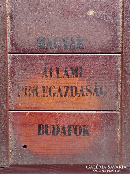 Brand vermouth wooden crate - Hungarian state cellar farm Budafok