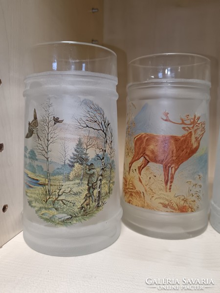 Hunter pattern beer mugs