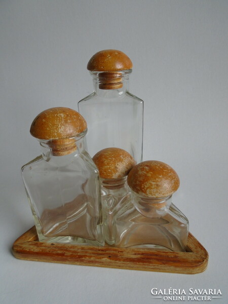 Set of 4 art deco table spices.