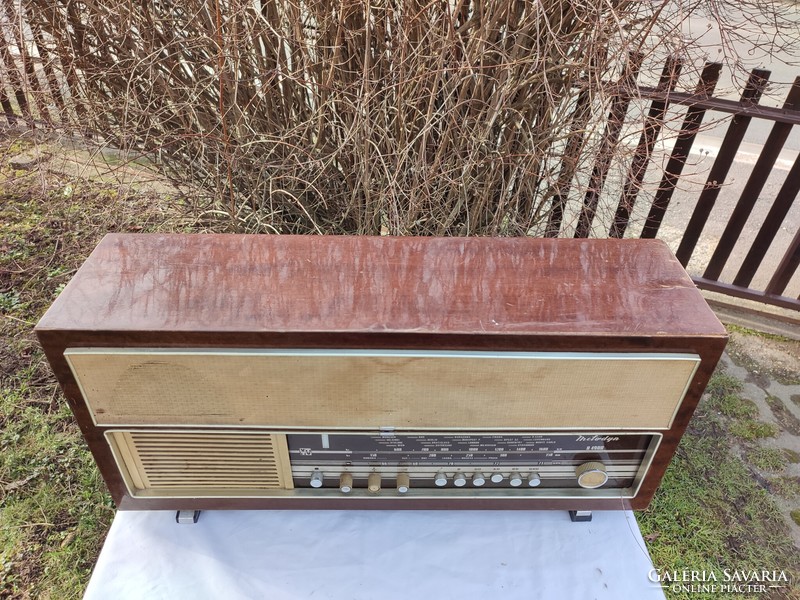 Videoton r 4900 melodyn old radio