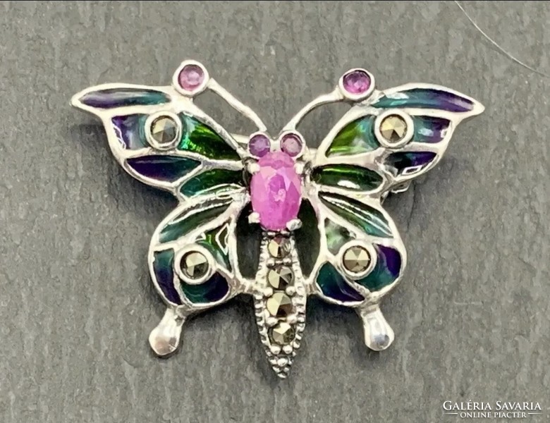 Pillangó/ lepke  ezüst bross, rubinnal markazittal és tűzzománccal ezüst /925/ --új