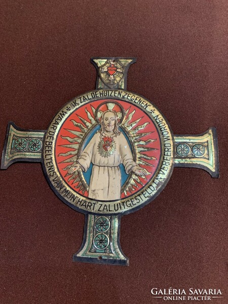 A metal holy image used at house consecration