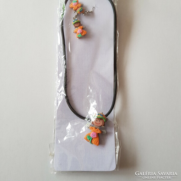 New, little girl's fancy jewelry set: necklace + earrings