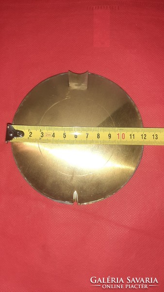 Wall clock pendulum lens