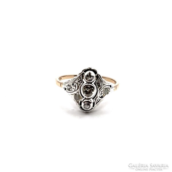 4516. Art deco ring with diamonds