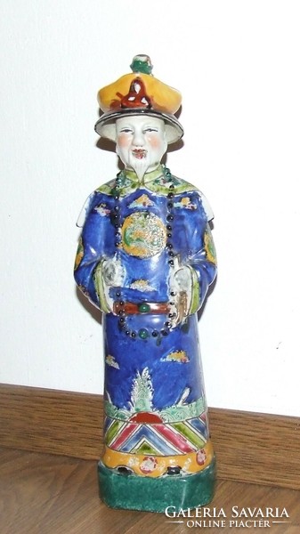 Beautifully painted, marked Chinese porcelain figurine