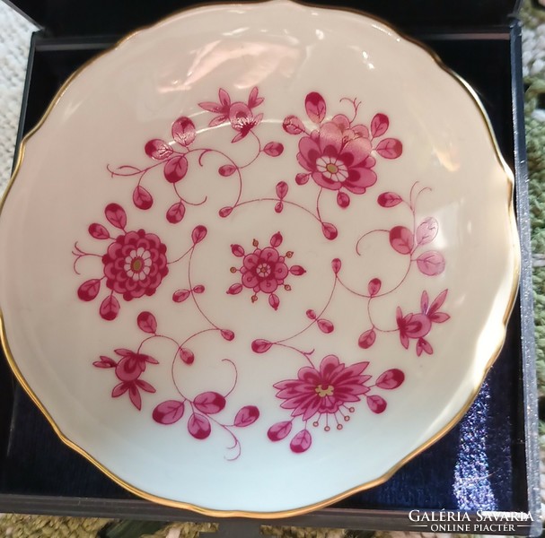 Kaiser German porcelain bowl