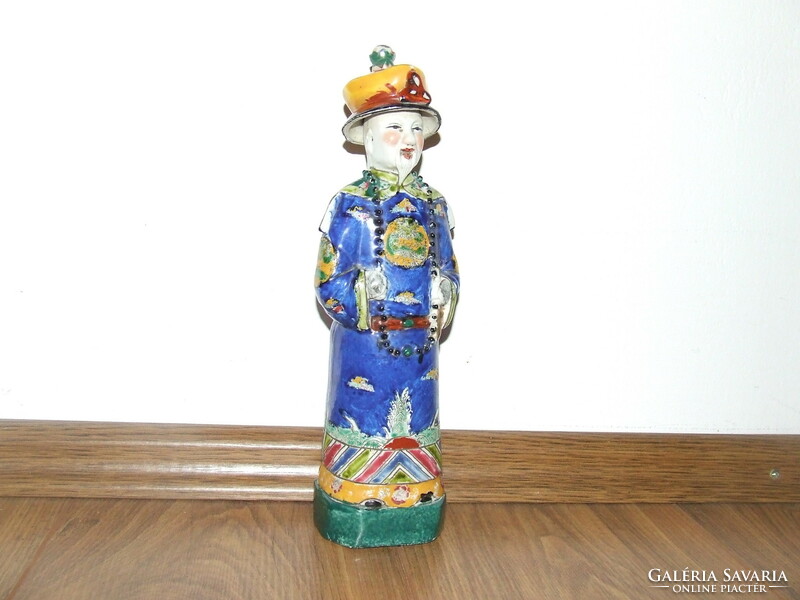 Beautifully painted, marked Chinese porcelain figurine