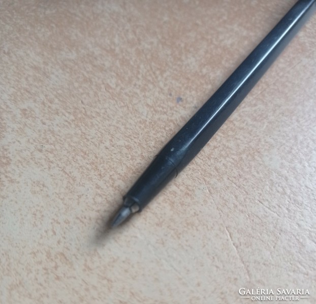 Retro Chinese fountain pen.