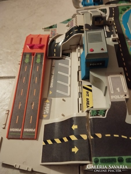 Micro  Machines  Mobil city  kinyítható  autó 1991