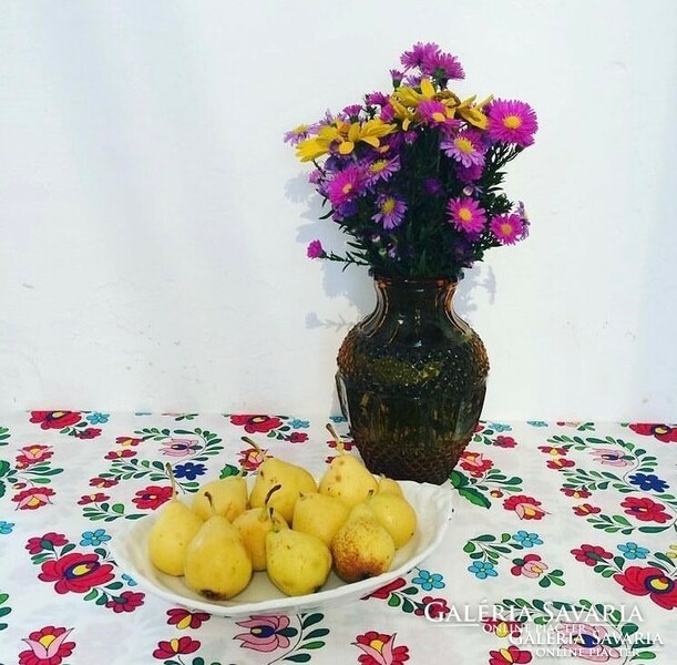 Yellow-brown retro glass vase