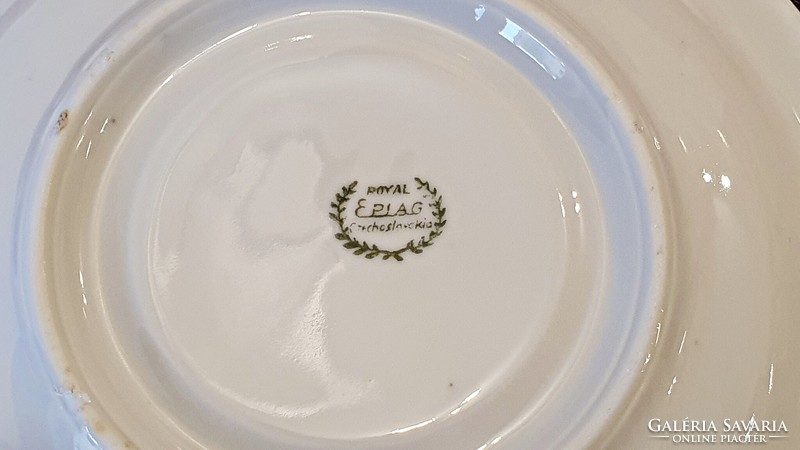 EPIAG Royal, Csehszlovák porcelán kávés készlet maradványai. 5 db. csészealj, tányér. 14 cm. átmérő.