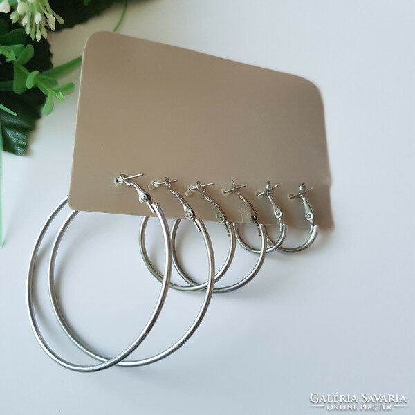 New set of 3 pairs of silver hoop earrings