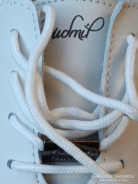 Női 41-es Budmil fehér cipő (új)