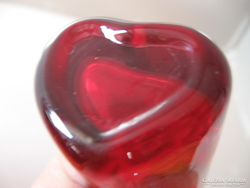 Valentin napra is szív váza piros és átlátszó