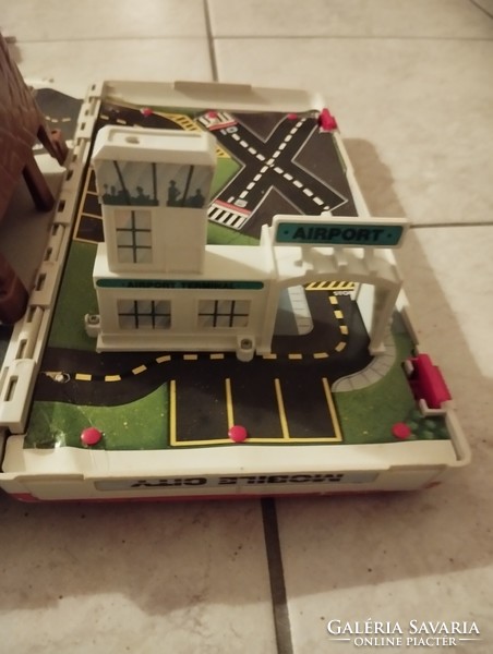 Micro machines mobile city openable car 1991