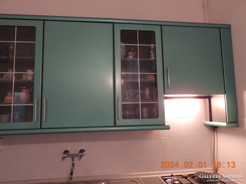 Complete kitchen furniture, with a gas stove at a starting price of HUF 1.00