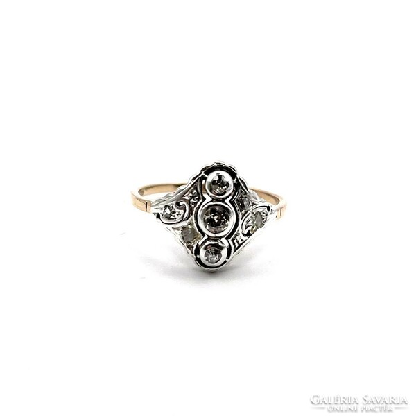 4516. Art deco ring with diamonds