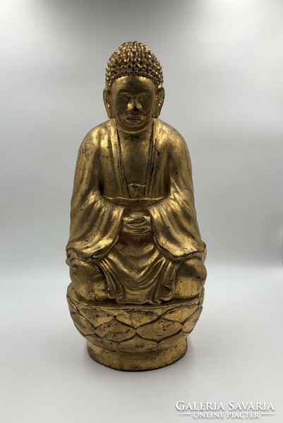 Aranyozott fa buddha szobor