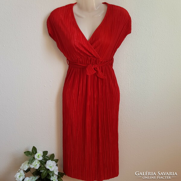 Új, 36-os/S-es pliszírozott piros midi ruha / kismama ruha