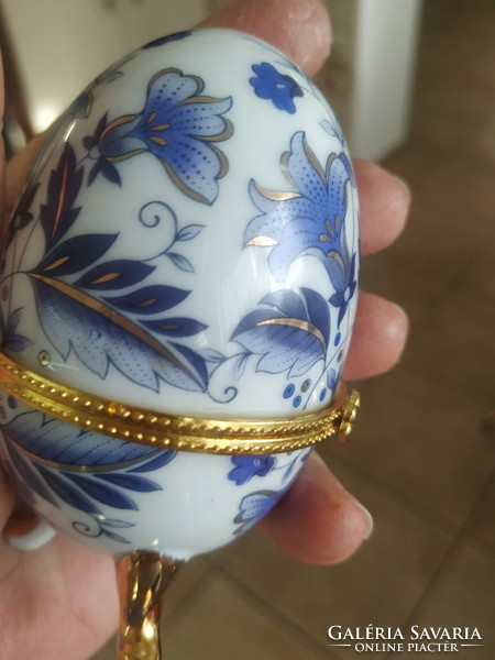 Faberge tojás 3 lábú díszdobozban   eladó!