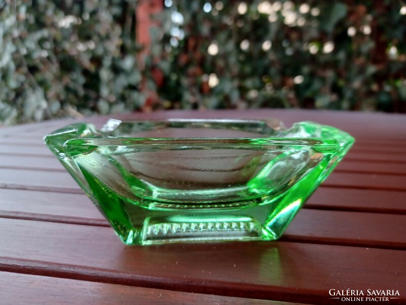 Old thick glass ashtray - uranium glass?