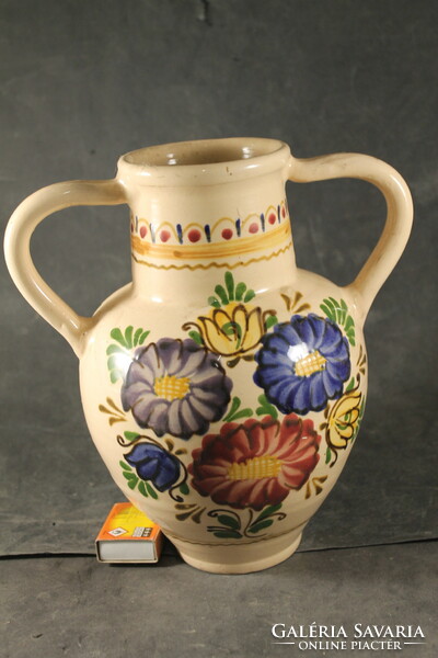 Hódmezővásárhely hand-painted vessel with a handle 611