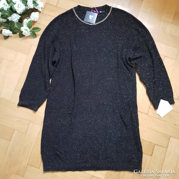 New, approx. 4Xl shiny black oversize knitted dress, tunic, elongated hoodie in golden color