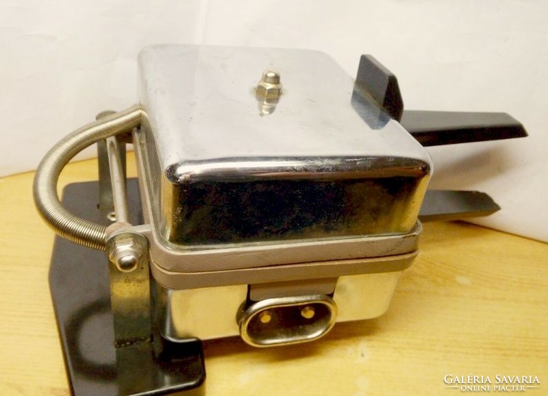 Retró elektromos konyhai eszköz nikkelezett gofrisütő Schulte, Német 1960-as évek