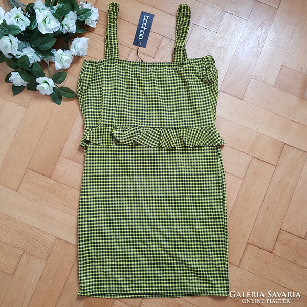 New, size 40/m, yellow-black checkered, ruffled mini dress
