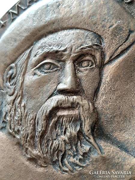 Ferdin Magellanvs 1480 - 1521  Bronz kétoldalas emlék plakett  9,7 cm saját dobozában