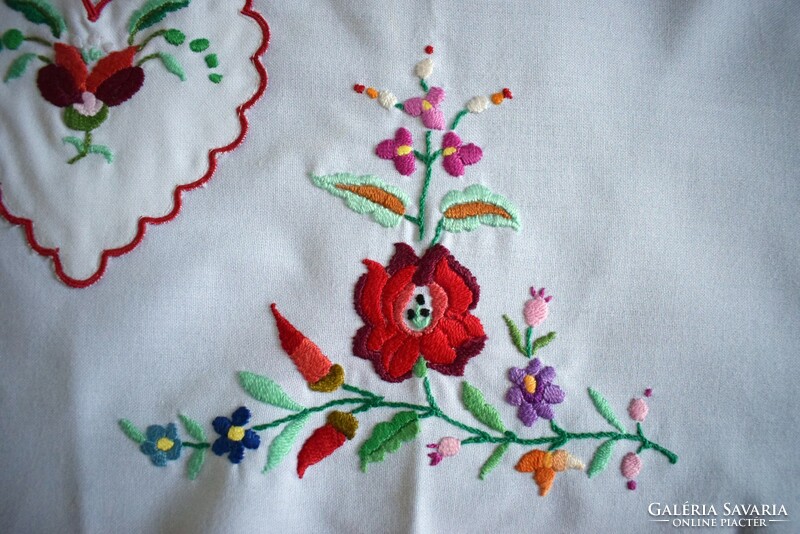 Apron embroidered Kalocsa pattern retro needlework, pocket pocket 58 x 58 cm + belt, adult size